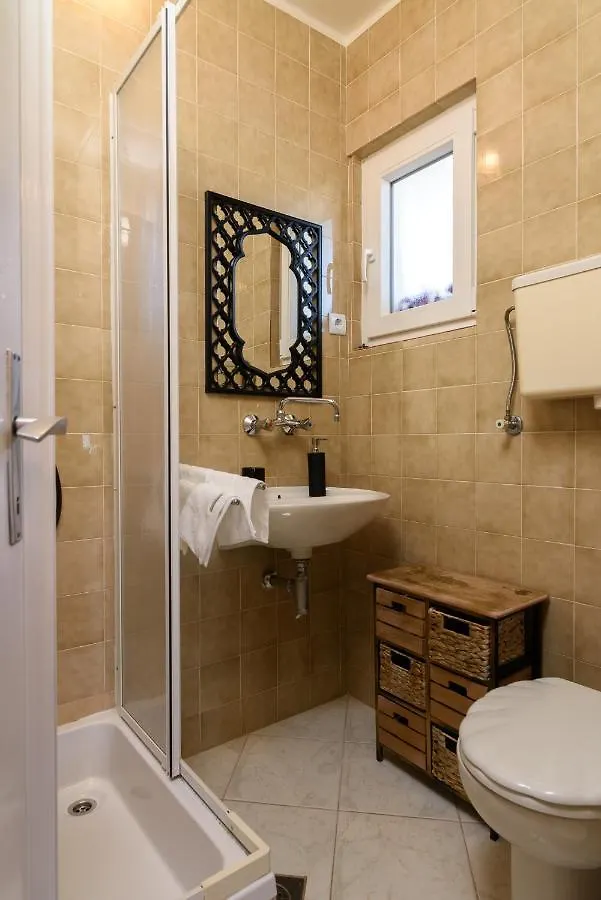 Holiday home House With A Sea View With Private Parking - Okrug Gornji Villa Trogir